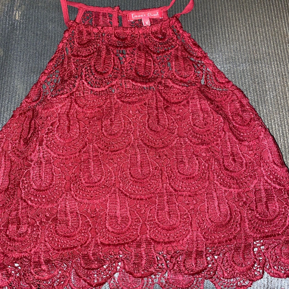 Emma Closet Crochet Lace Crop Top M